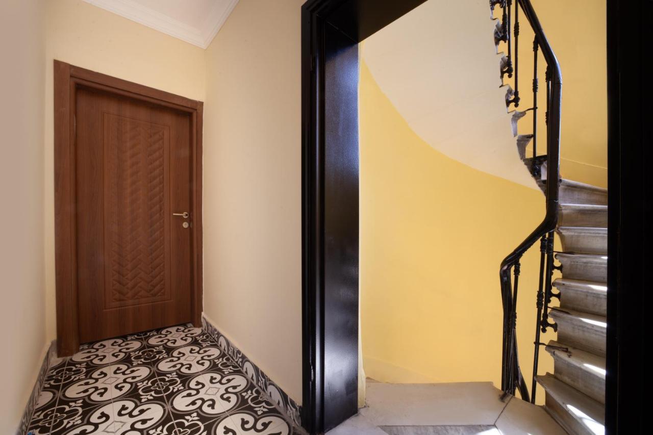 Taxim Cool Hotel Истанбул Екстериор снимка